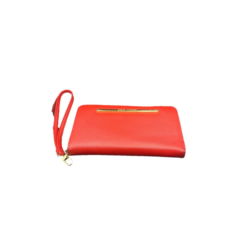 Steve Madden Designer Wristlet‎ Handbag Purse Wallet Red Color With Gold Accents
